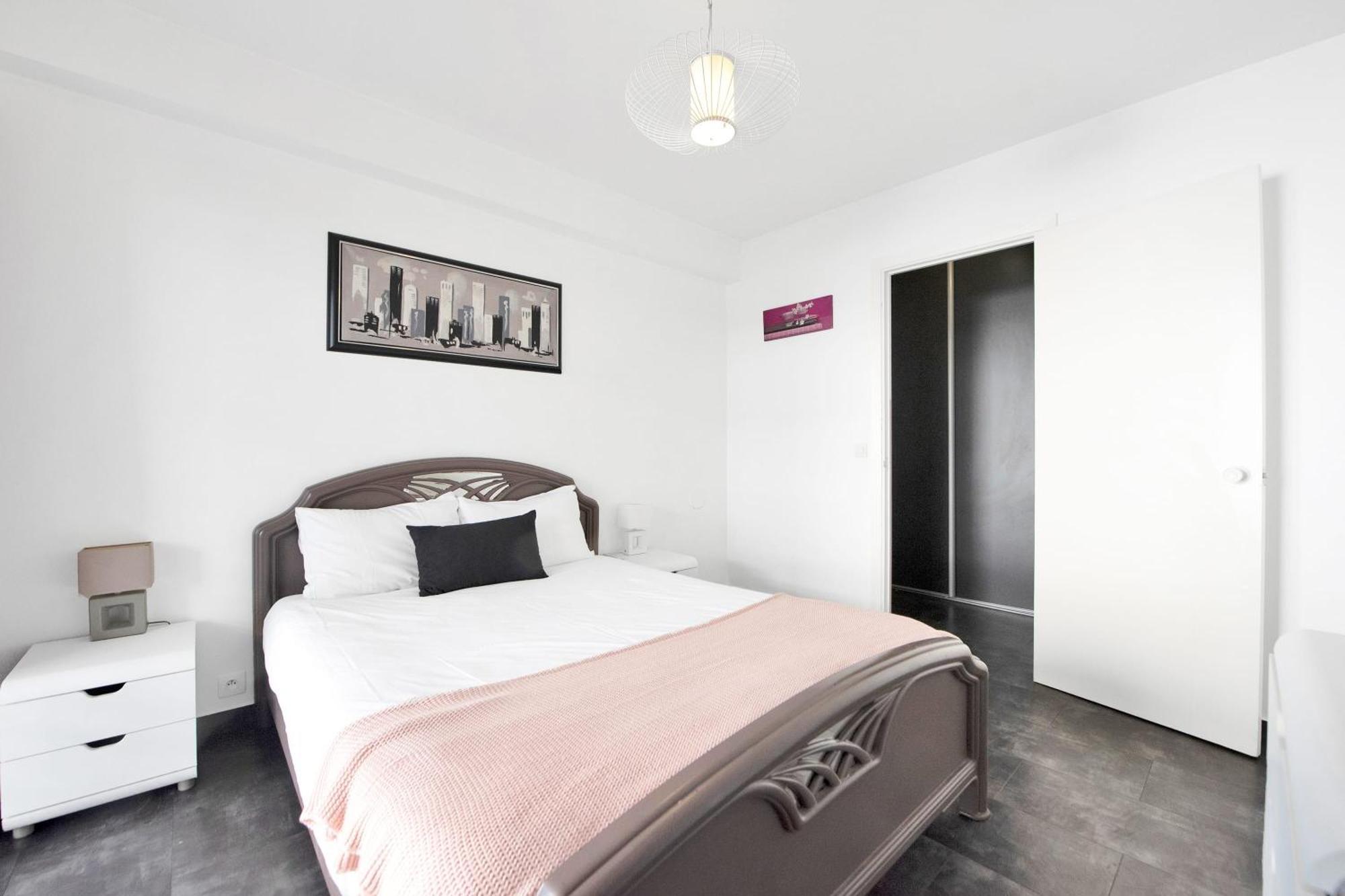 Le Versailles Plaisir Et Confort En Centre-ville, Pour Sejours En Famille Ou Business Appartement Cannes
