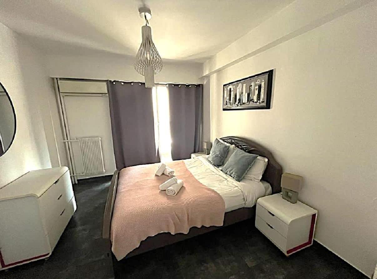Apartment Le Versailles Plaisir Et Confort En Centre-ville, Pour Sejours En Famille Ou Business *